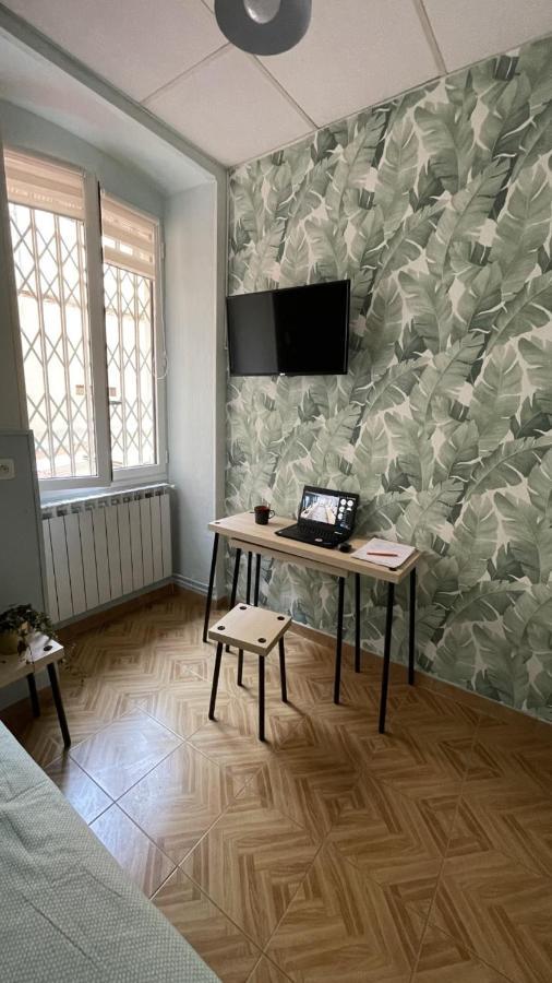Appartement Cosy - 2 Chambres, Situe En Centre Ville Nice Exterior photo
